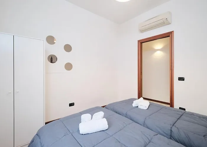 San Giovanni - Re Di - 2bdr - Lux Aeterna * Roma