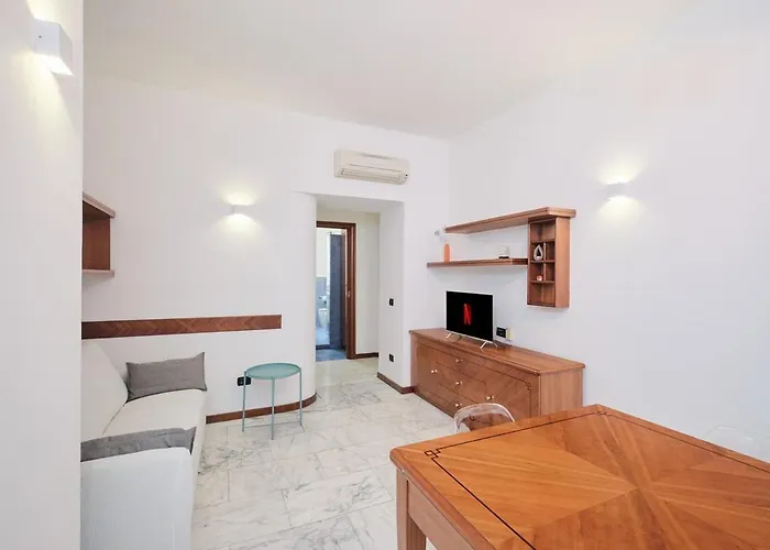 Appartamento San Giovanni - Re Di - 2bdr - Lux Aeterna Roma